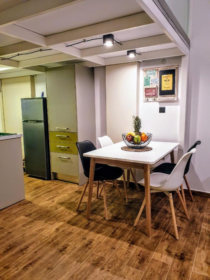 City House Loft Apartment กาลามาตา ภายนอก รูปภาพ