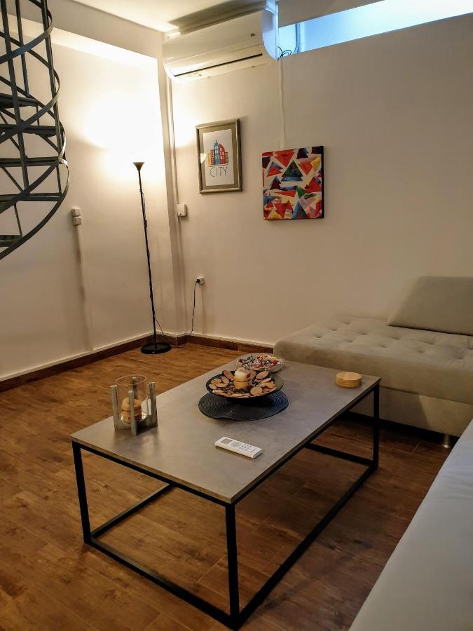 City House Loft Apartment กาลามาตา ภายนอก รูปภาพ