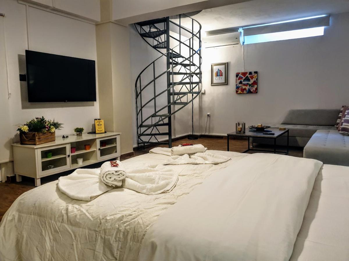 City House Loft Apartment กาลามาตา ภายนอก รูปภาพ